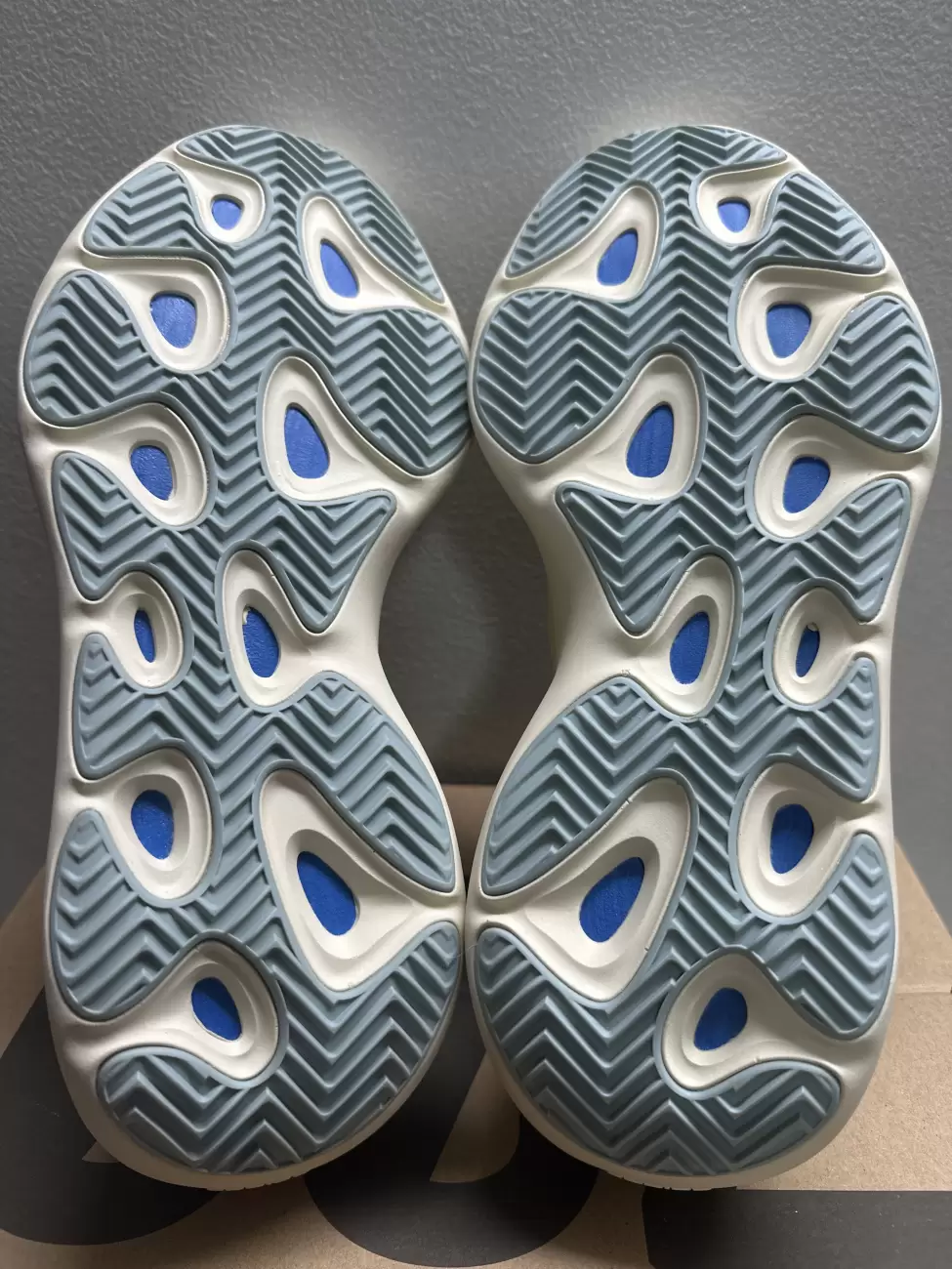 Adidas Yeezy 700 V3 Azael (2019/2022) | AfterMarket