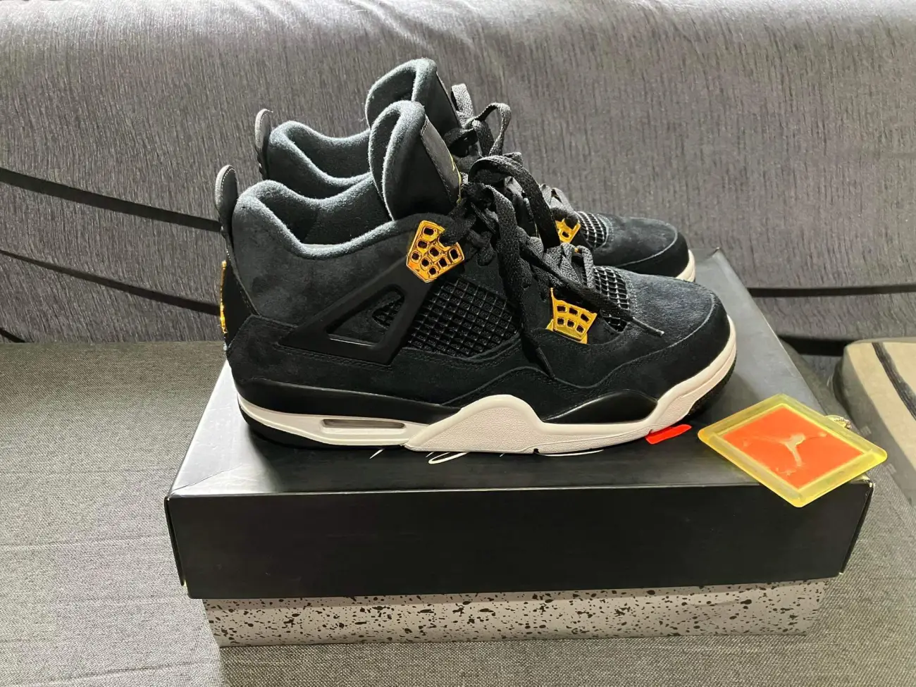 Air jordan 4 retro royalty online