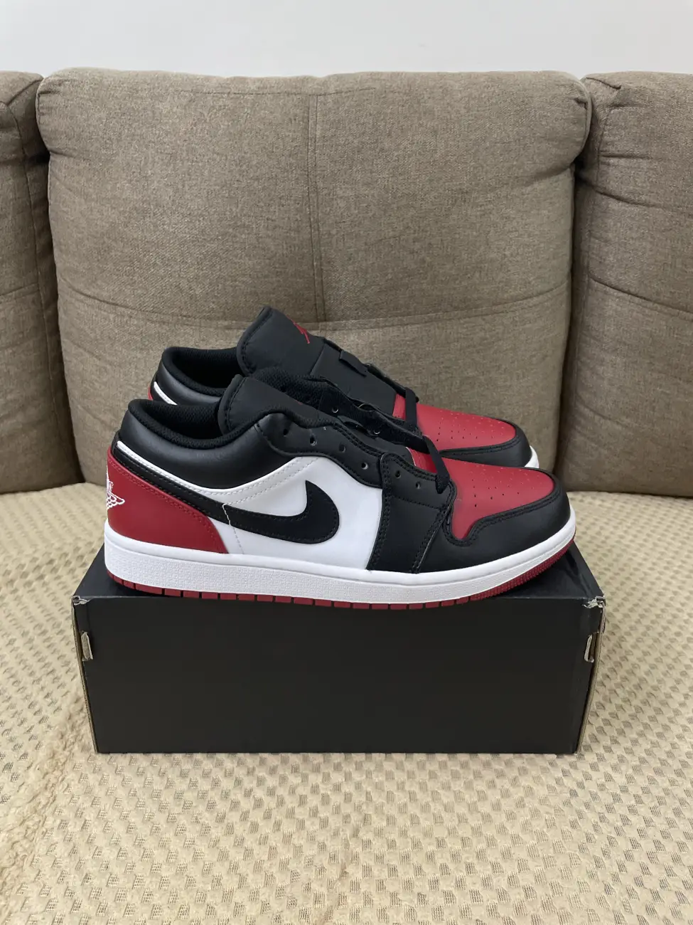 Jordan 1 Low Bred Toe 2.0 