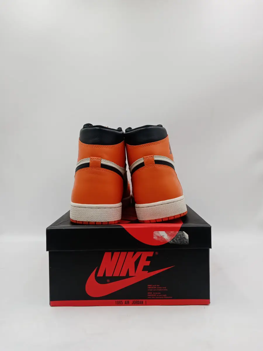 Air jordan 1 shattered backboard reverse swoosh deals