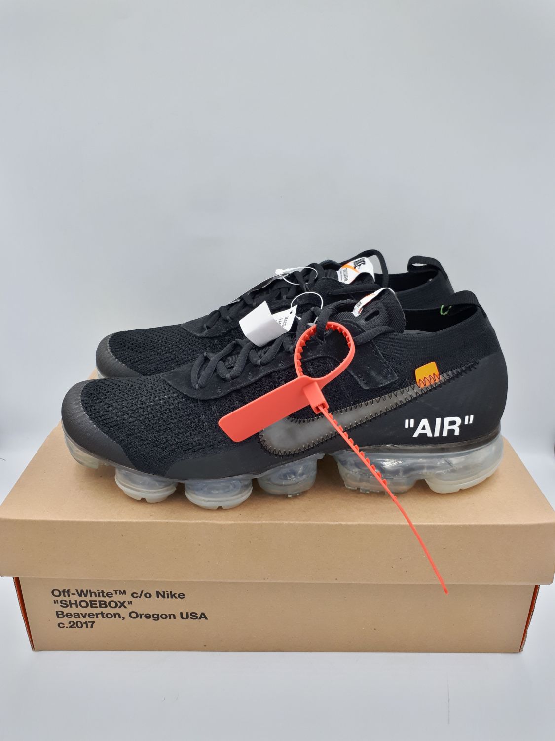 nike air vapormax off white black