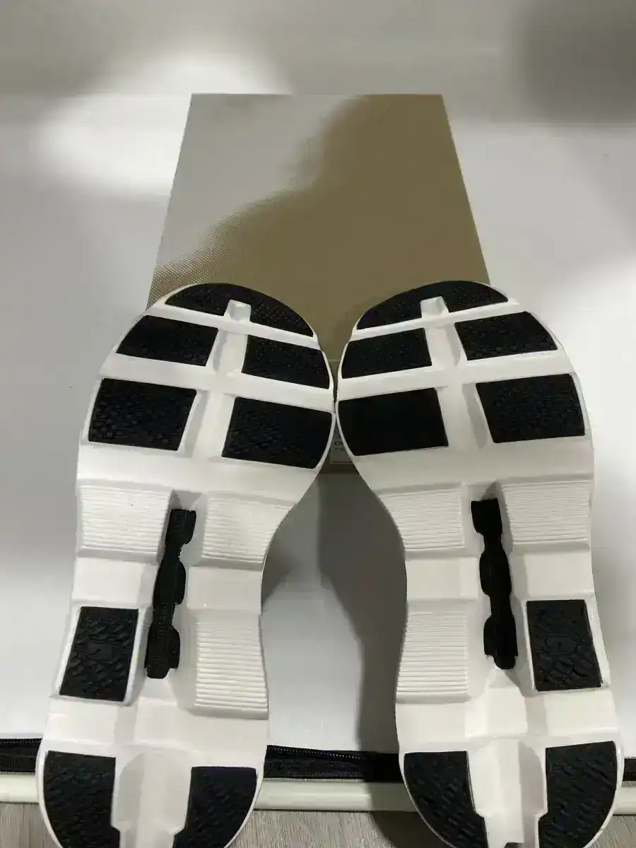 たなもん On Running Cloud Monster All White (Womens) | AfterMarket