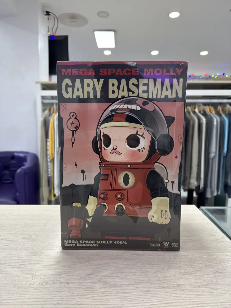Space Molly Gary Baseman 400% | AfterMarket Space Molly Gary Baseman 400% | AfterMarket