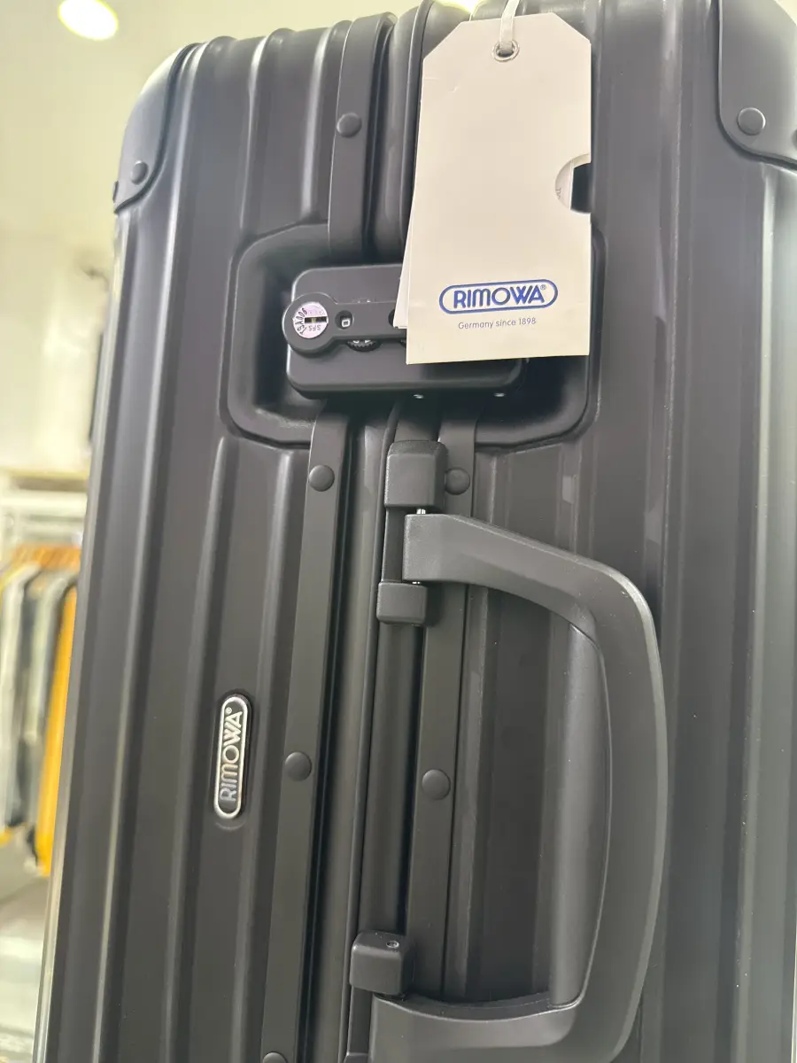 Supreme rimowa 45l dimensions deals