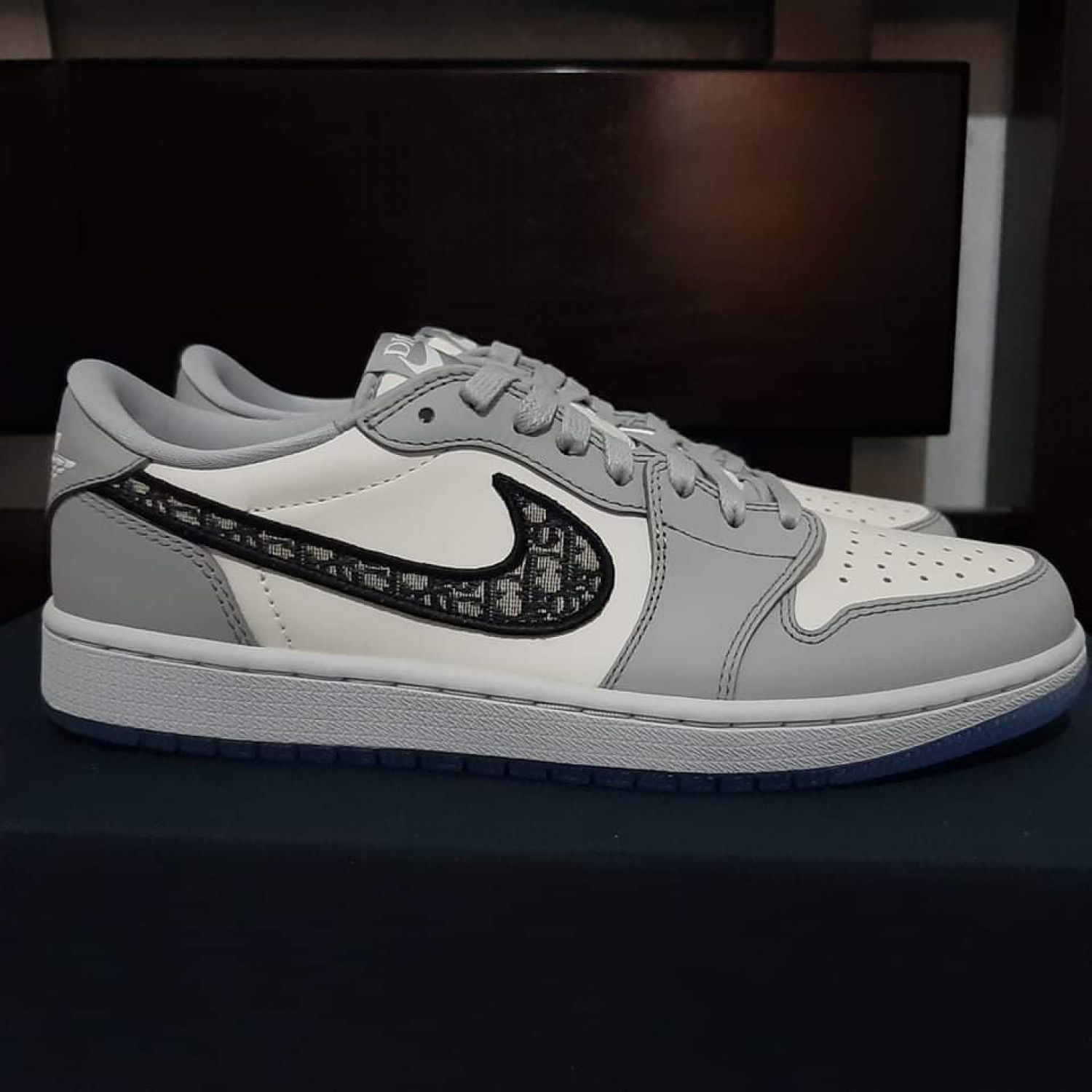 Jordan 1 Retro Low Dior | AfterMarket