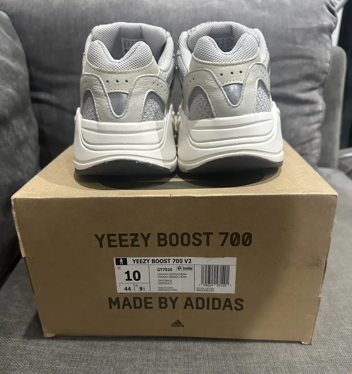 Yeezy boost 700 cream hotsell