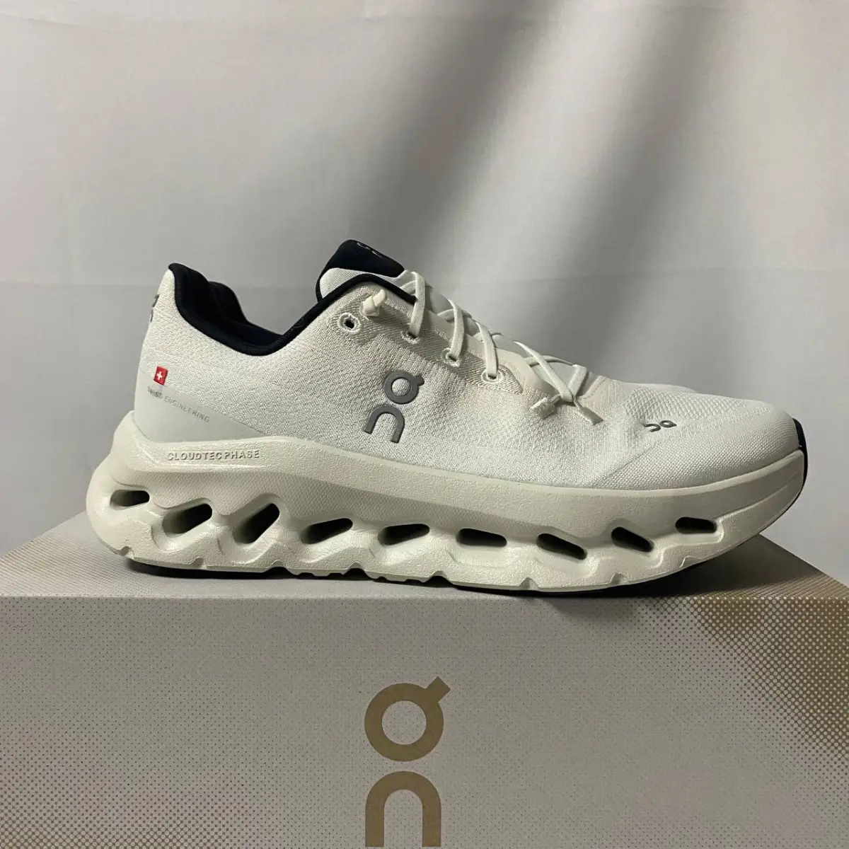 On Running Cloudtilt Pearl Ice (Womens) | AfterMarket On Running Cloudtilt Pearl Ice (Womens) | AfterMarket
