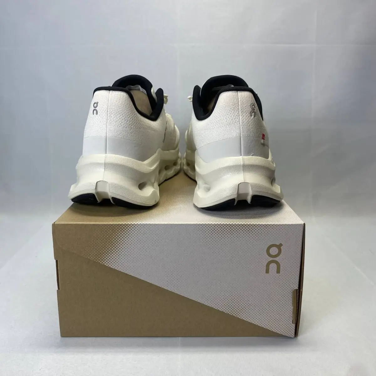 On Running Cloudtilt Pearl Ice | AfterMarket On Running Cloudtilt Pearl Ice | AfterMarket