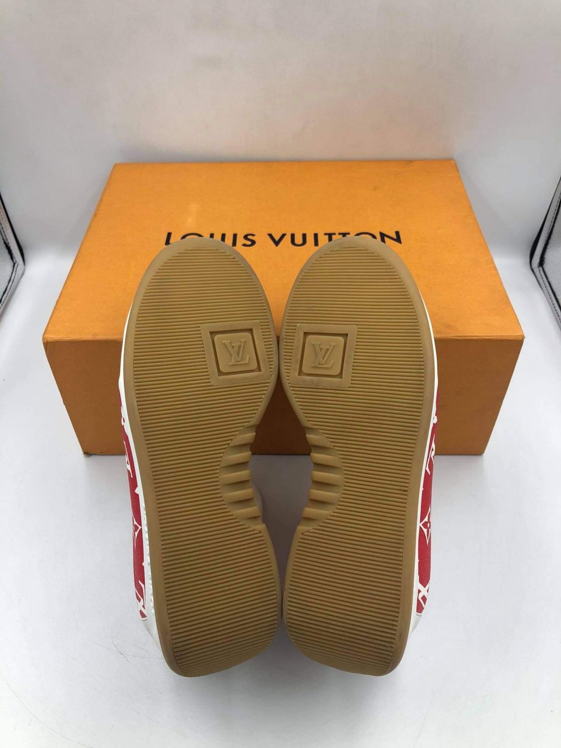 Supreme X Louis Vuitton 'Monogram Red' - Louis Vuitton - CL 0147