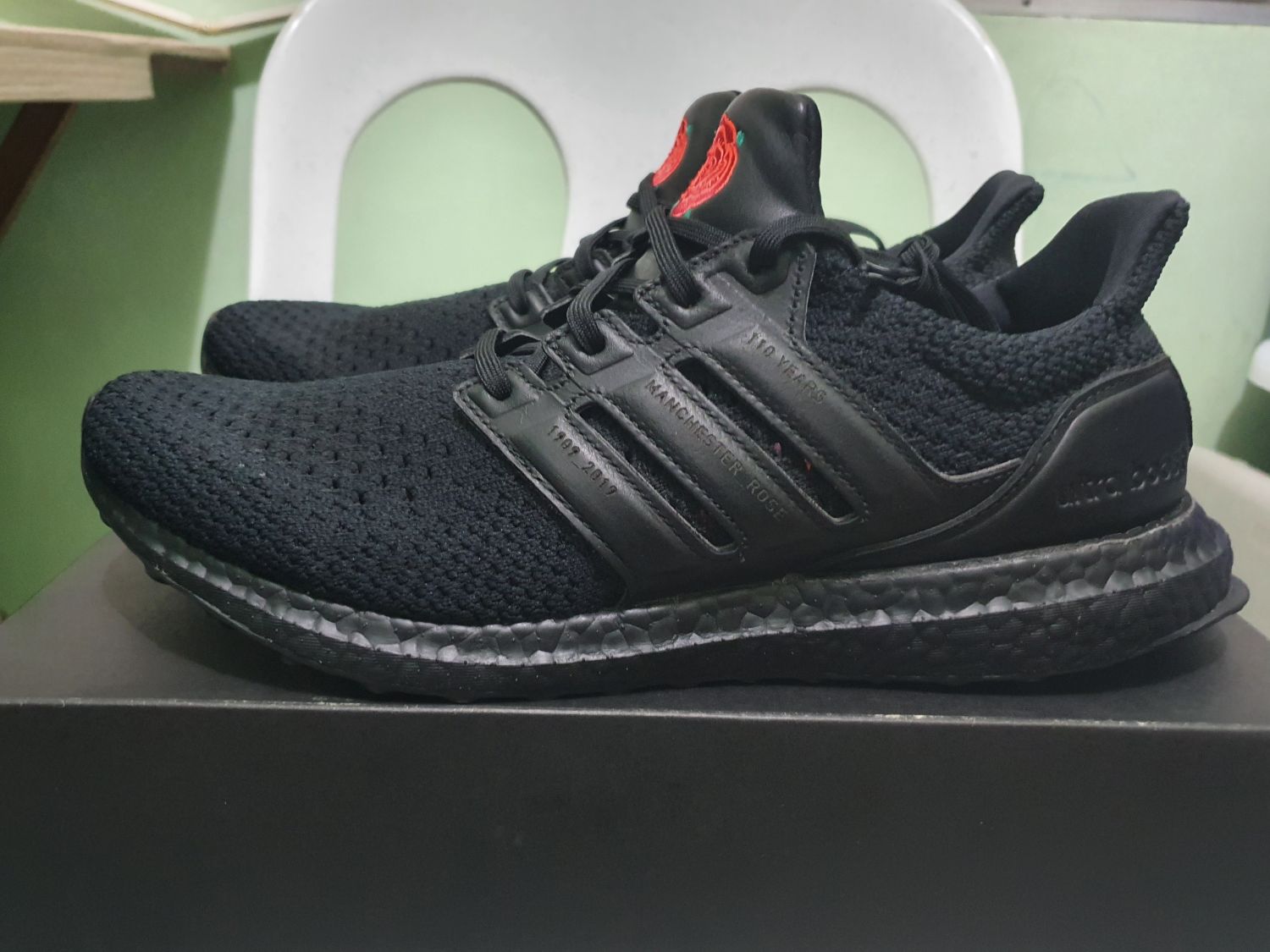 ultraboost manu