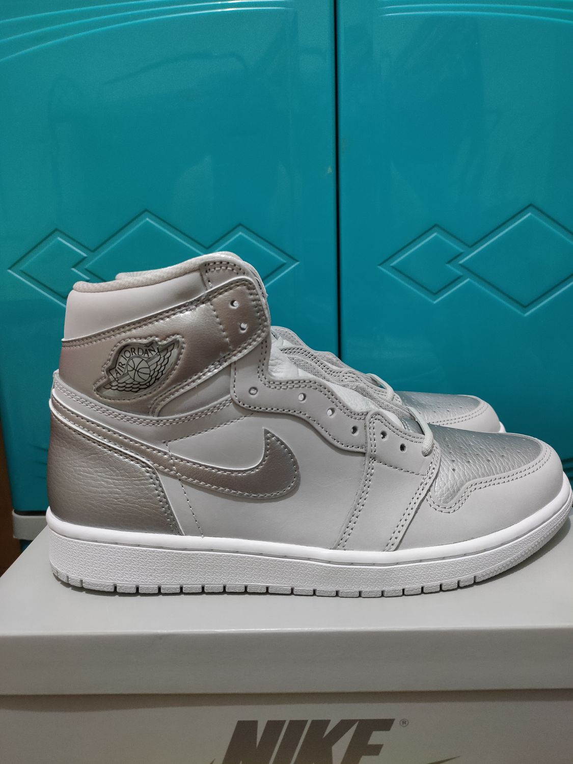 jordan 1 natural grey