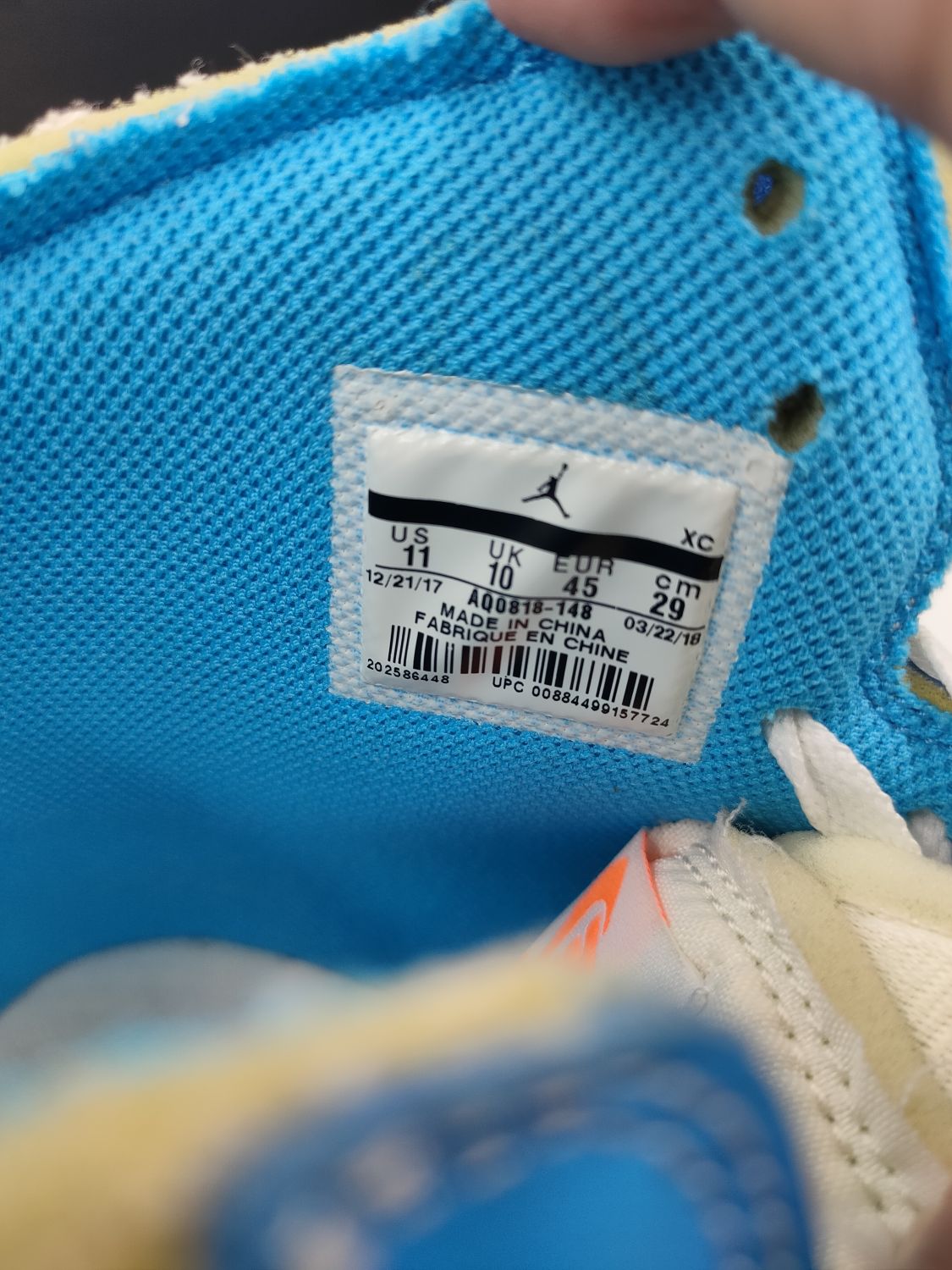 Off white unc size shop tag