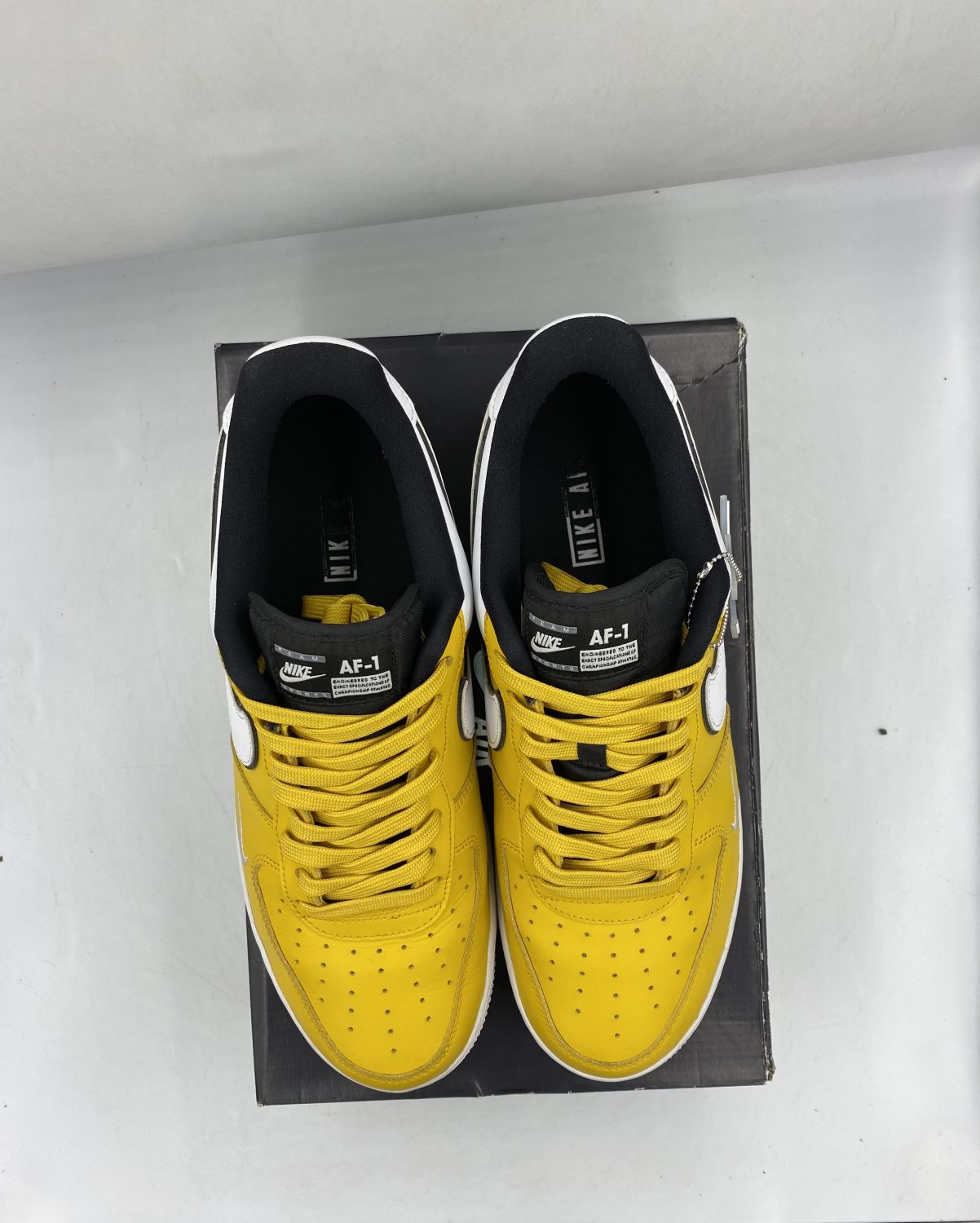 Nike Air Force 1 '07 LV8 2 Dark Sulfur Yellow Black White CI0061