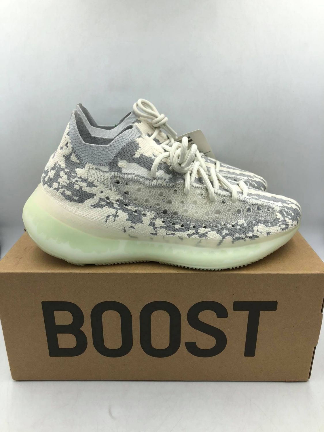 alien yeezy boost 380