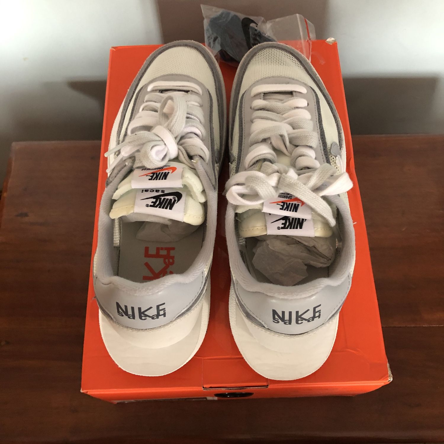 nike sacai waffle summit white
