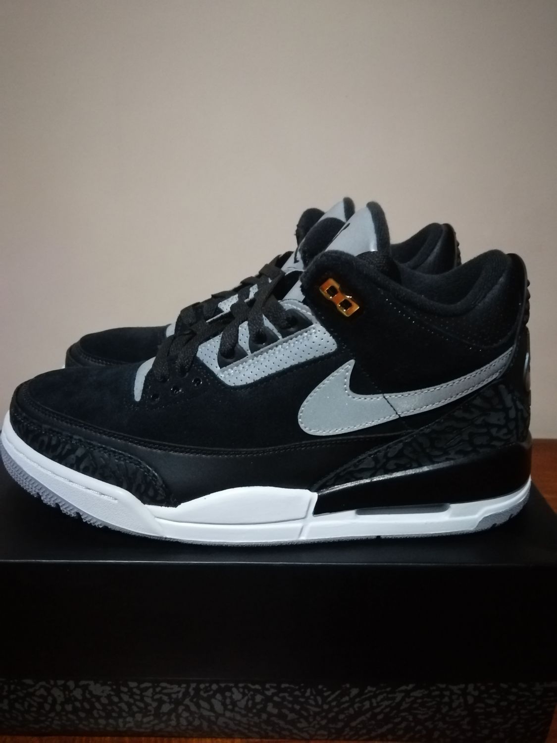 retro 3 tinker black cement