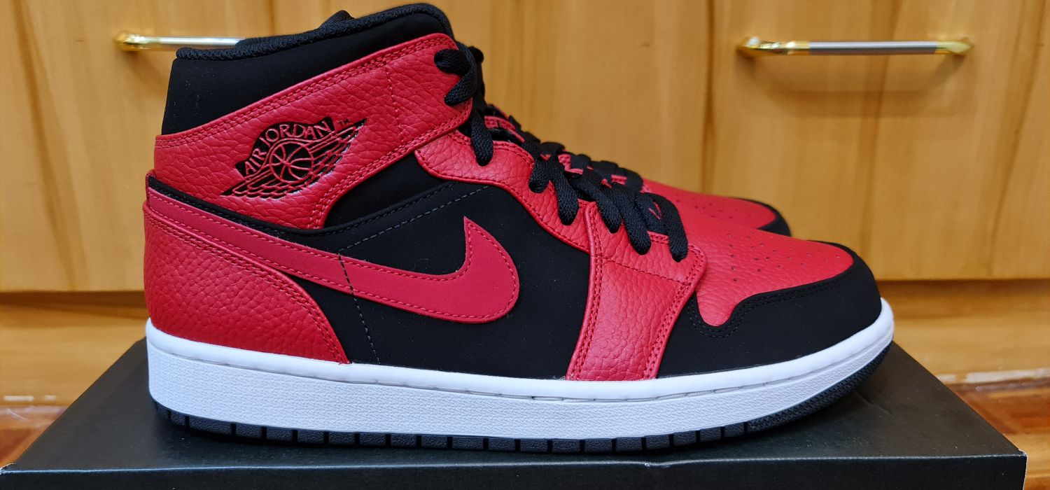 Jordan 1 Mid Reverse Bred AfterMarket Jordan 1 Mid Reverse Bred AfterMarket