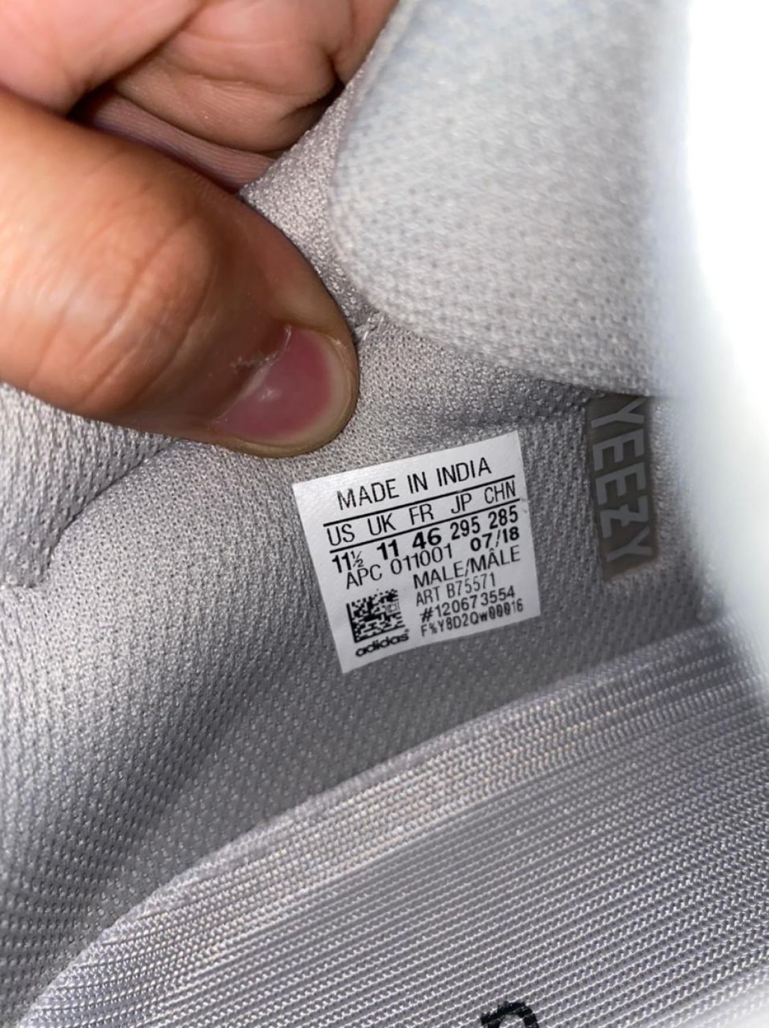 vegetarisk At sige sandheden Højttaler Adidas Yeezy Boost 700 Wave Runner Solid Grey | AfterMarket