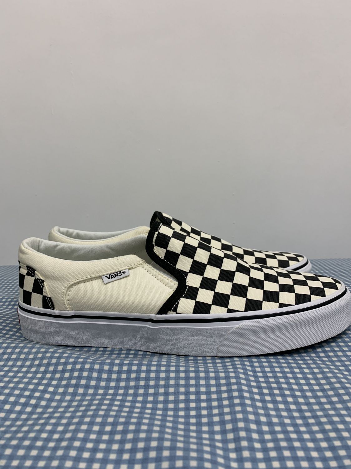 vans checkerboard slip on tan