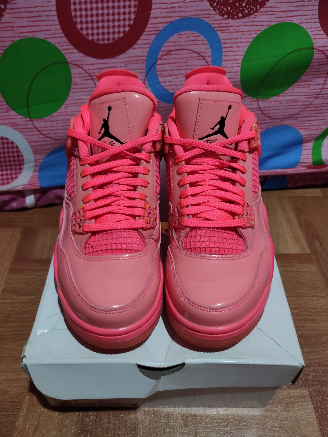 jordan 4 hot punch footlocker