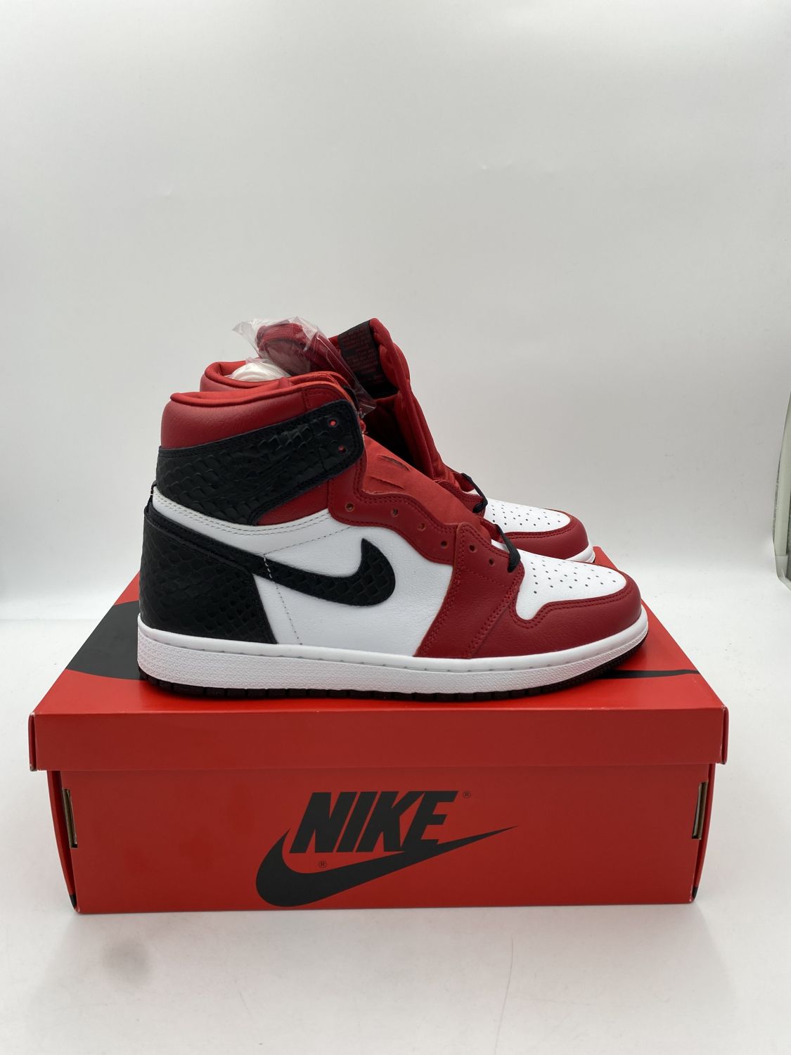 nike air force 1 low team red