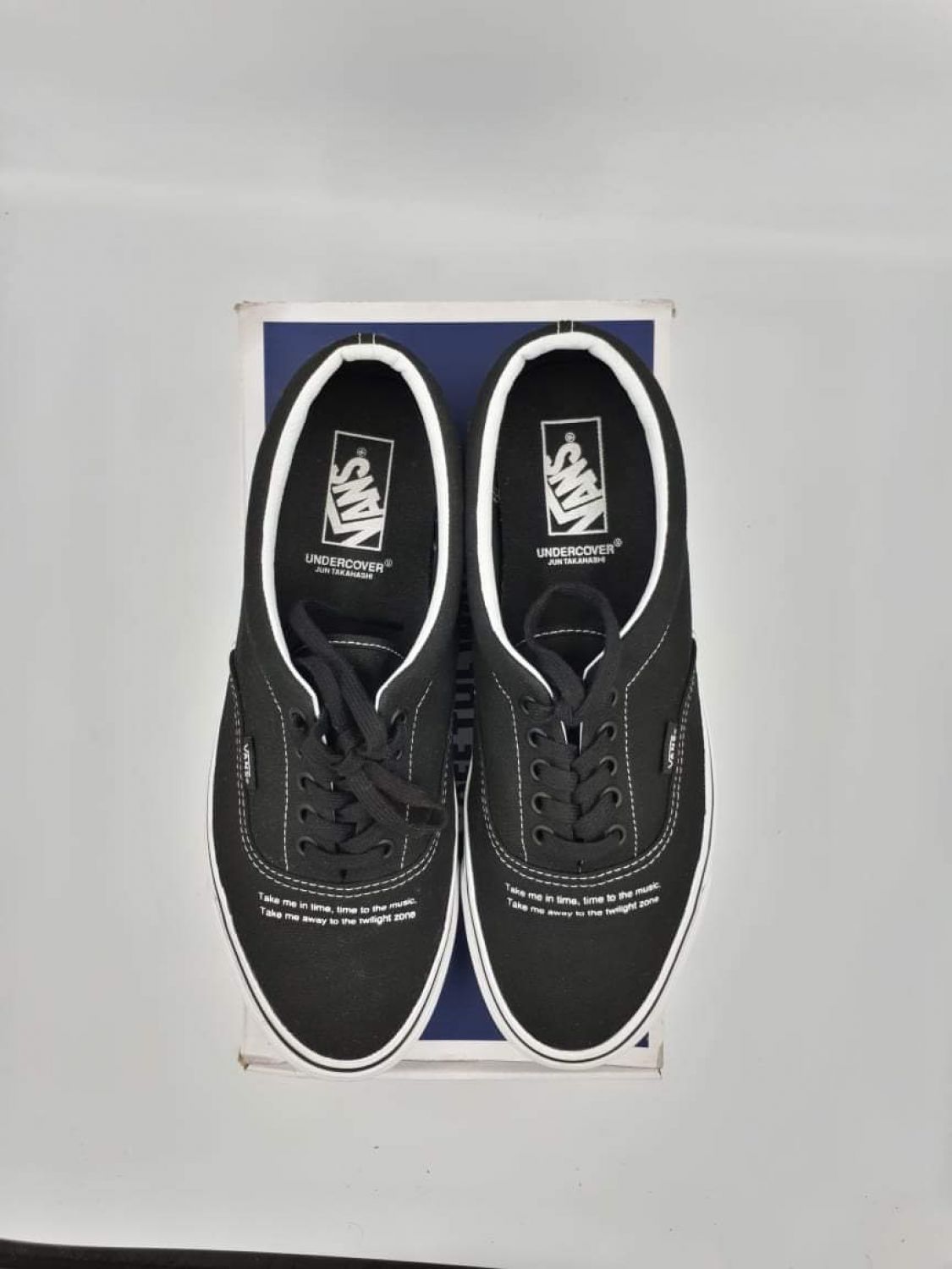 Vans sales era undercover