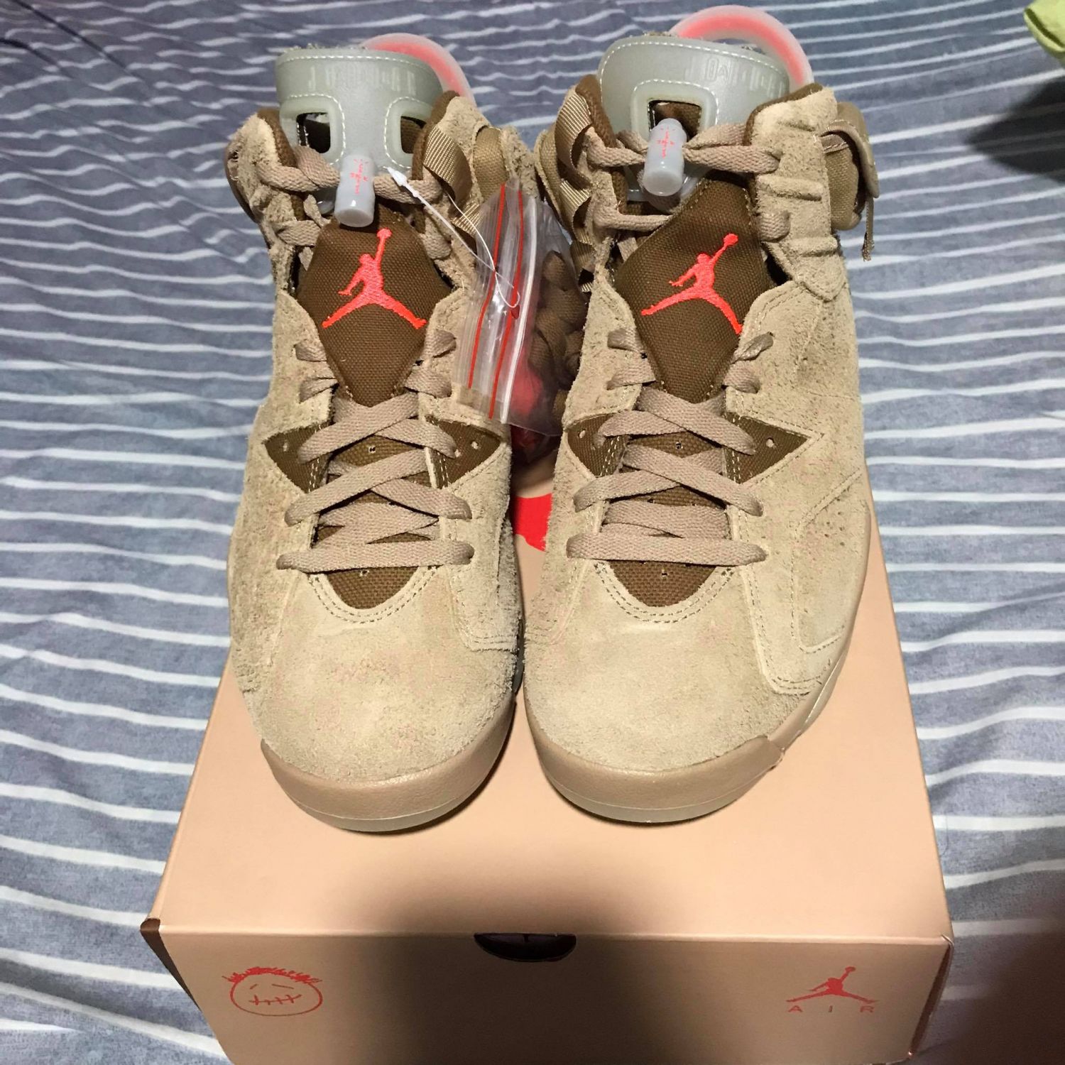 travis scott british khaki where to buy