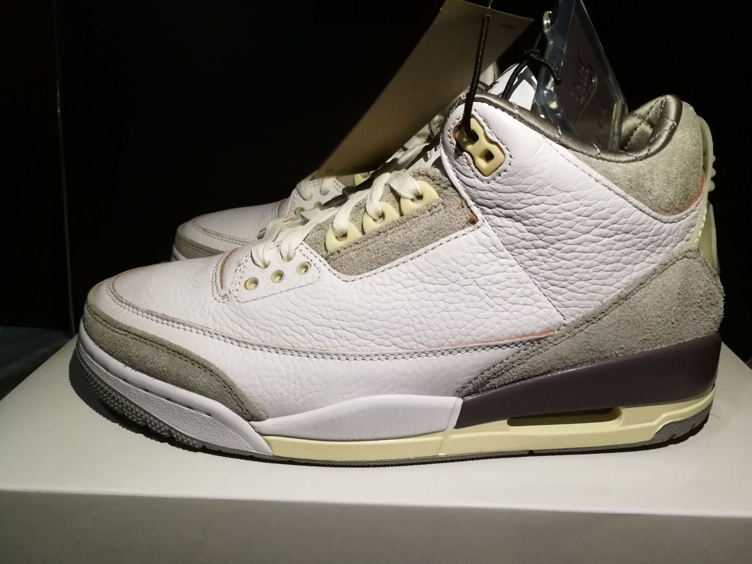 a ma maniere jordan 3 price