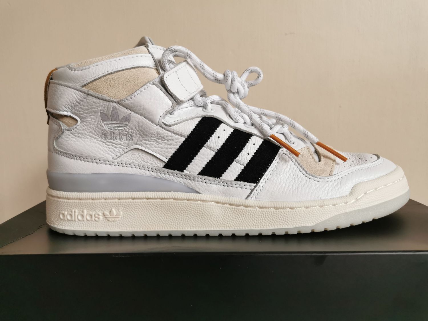 adidas Forum Mid Beyonce Ivy Park White 海外限定＊送関税込 adidas Forum Mid Beyonce Ivy Park White 海外限定＊送関税込