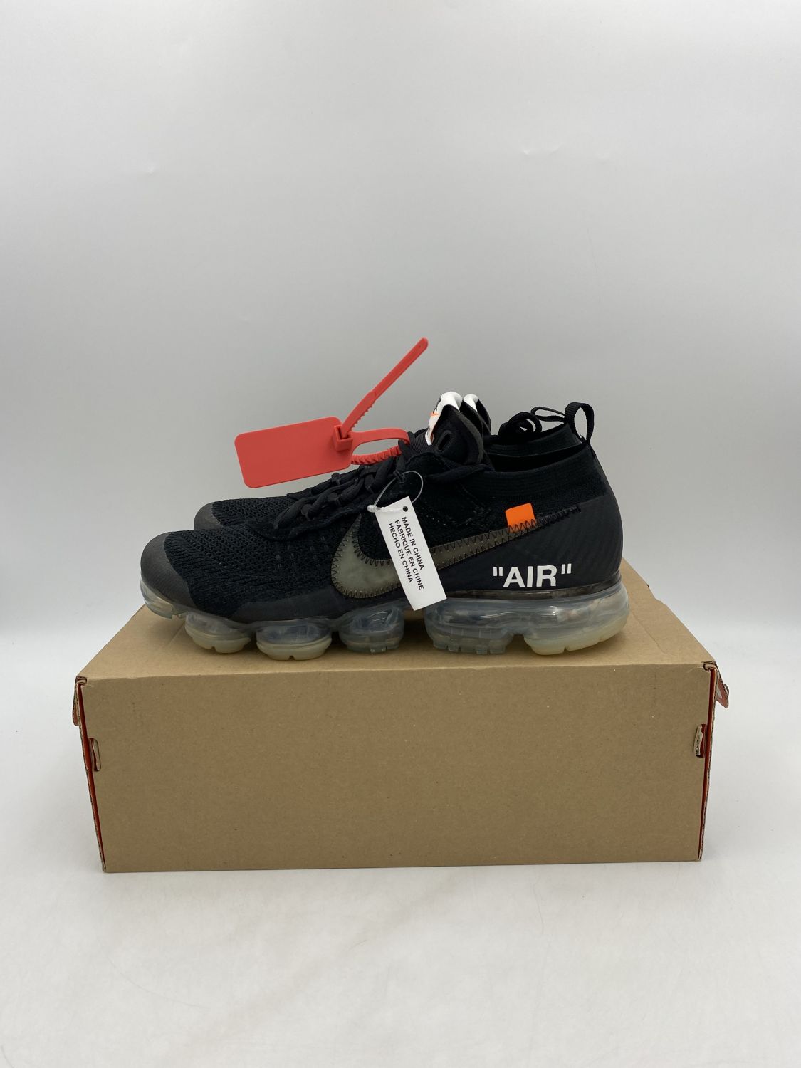 off white black vapormax