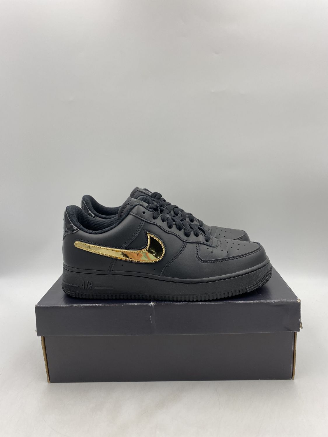 Buy Air Force 1 Low '07 LV8 'Removable Swoosh - Black Gold' - CT2252 001