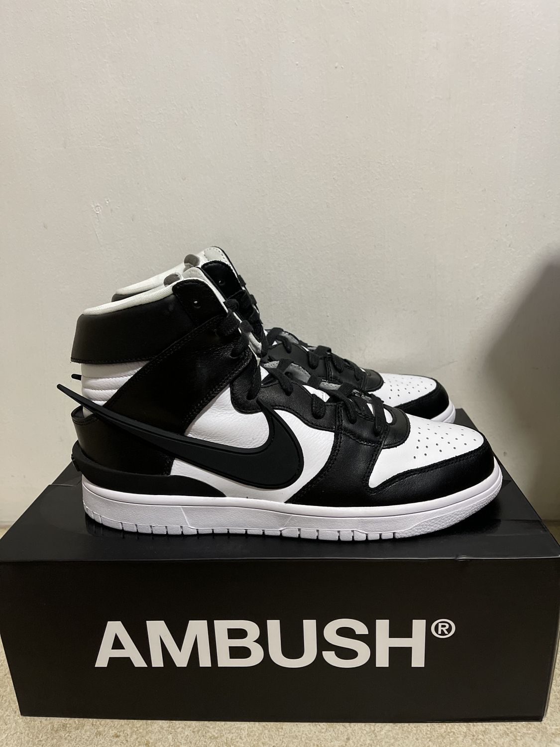 nike dunk high ambush black white release date