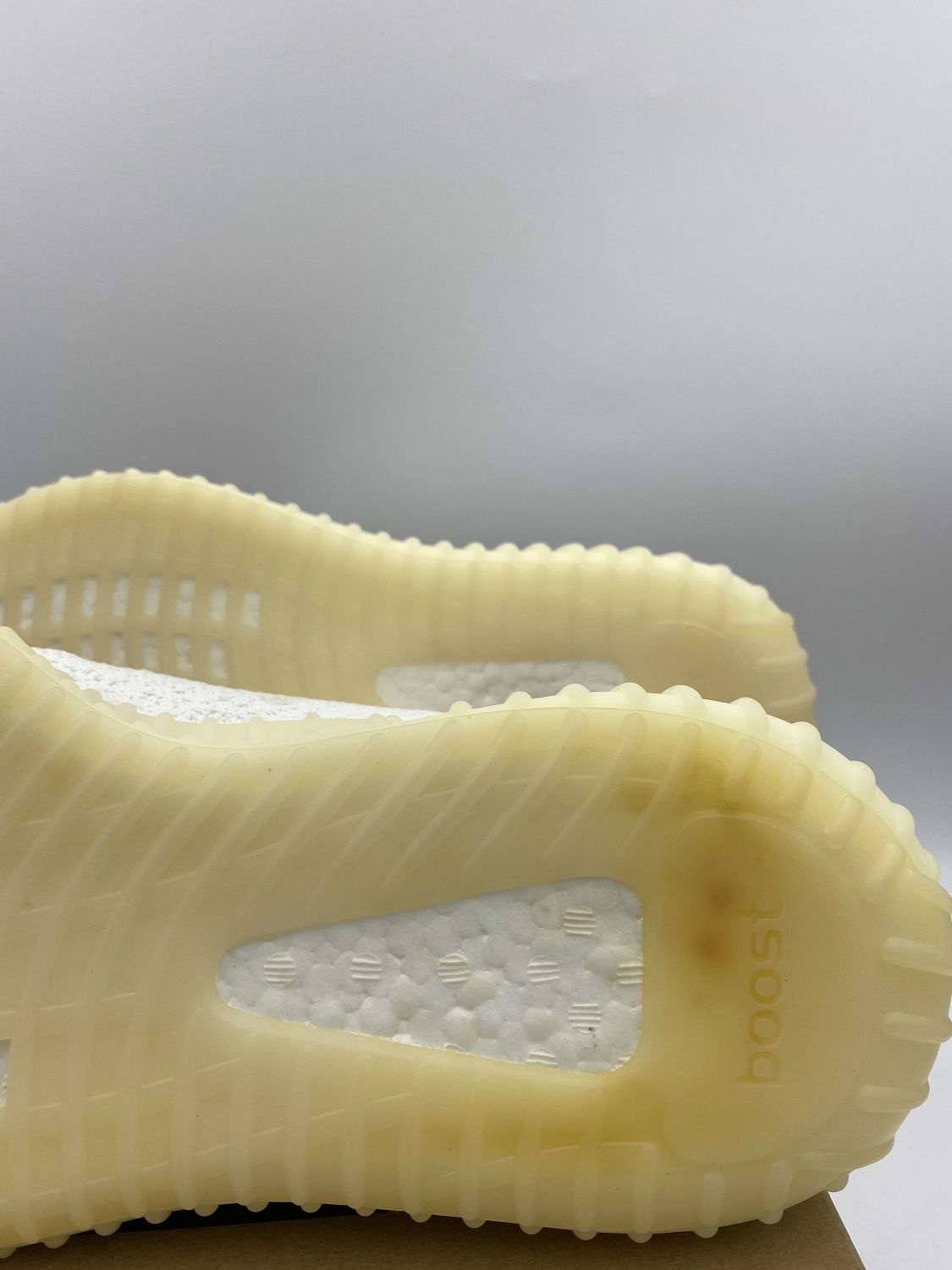 Adidas Yeezy Boost 350 V2 Cream / Triple White (CP9366) – Trilogy Merch PH