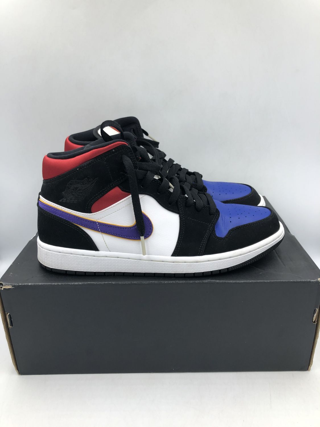 jordan 1 mid lakers top 3 footlocker