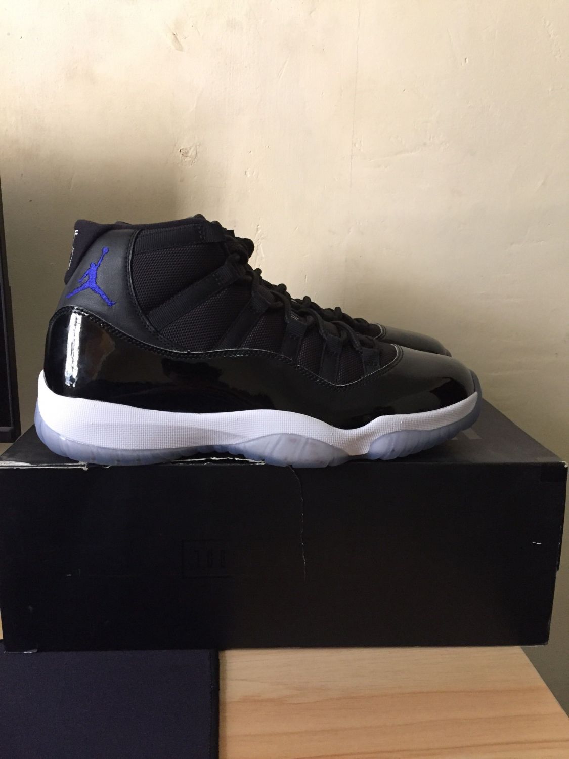 Jordan 11 space store jam size 9.5