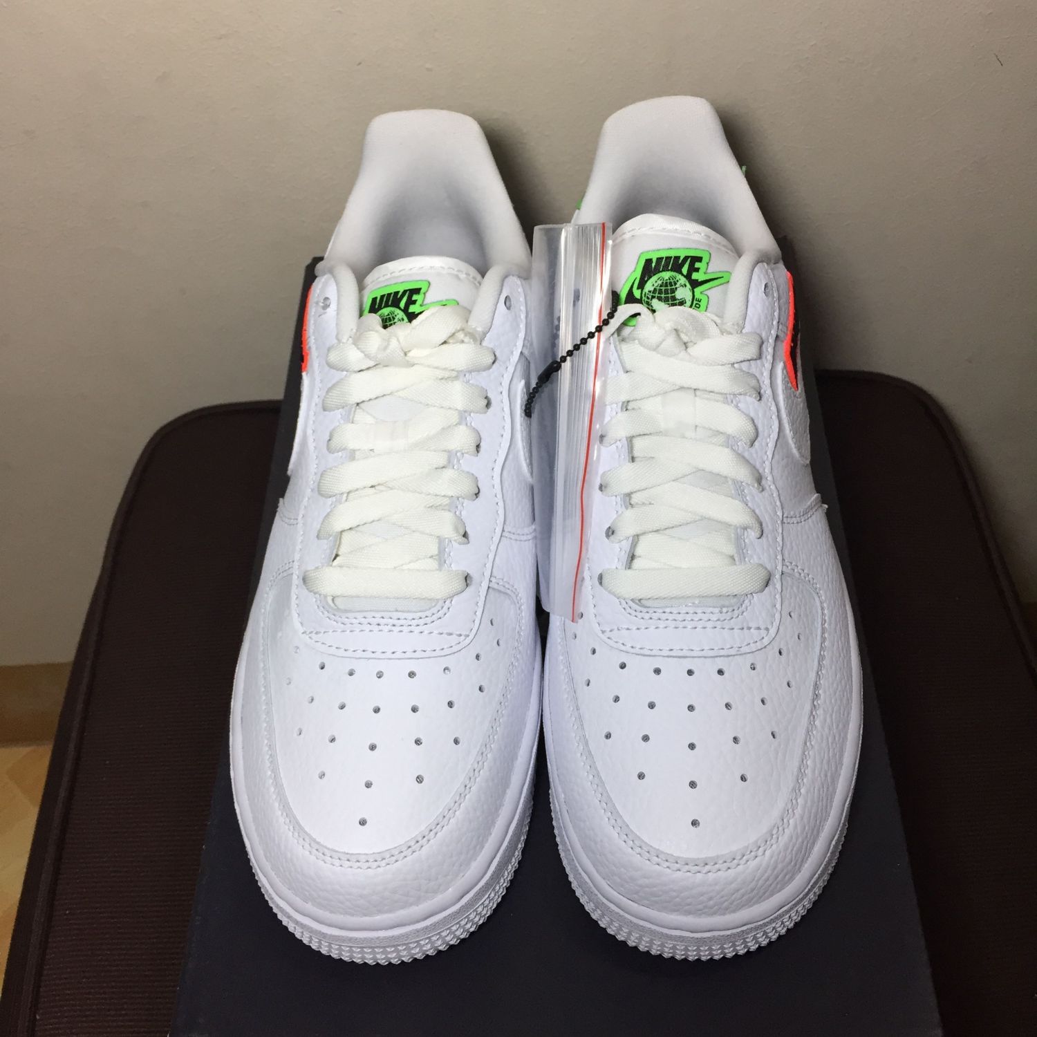 nike air force orange logo
