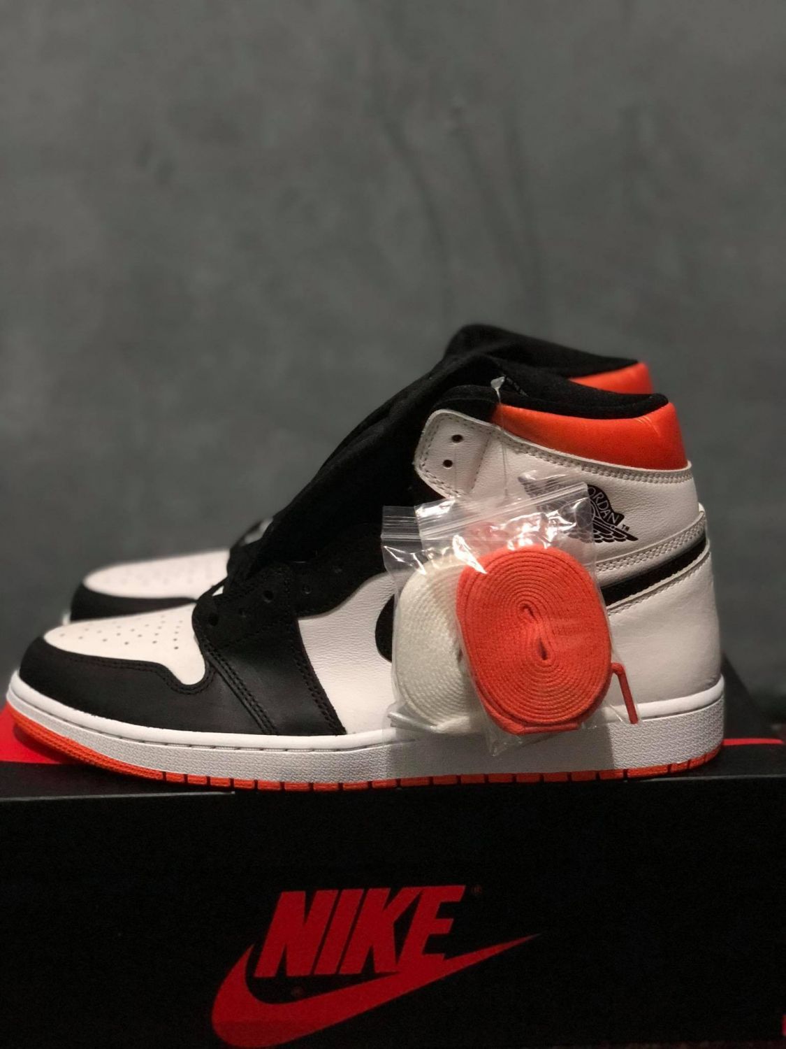 air jordan 1 retro orange