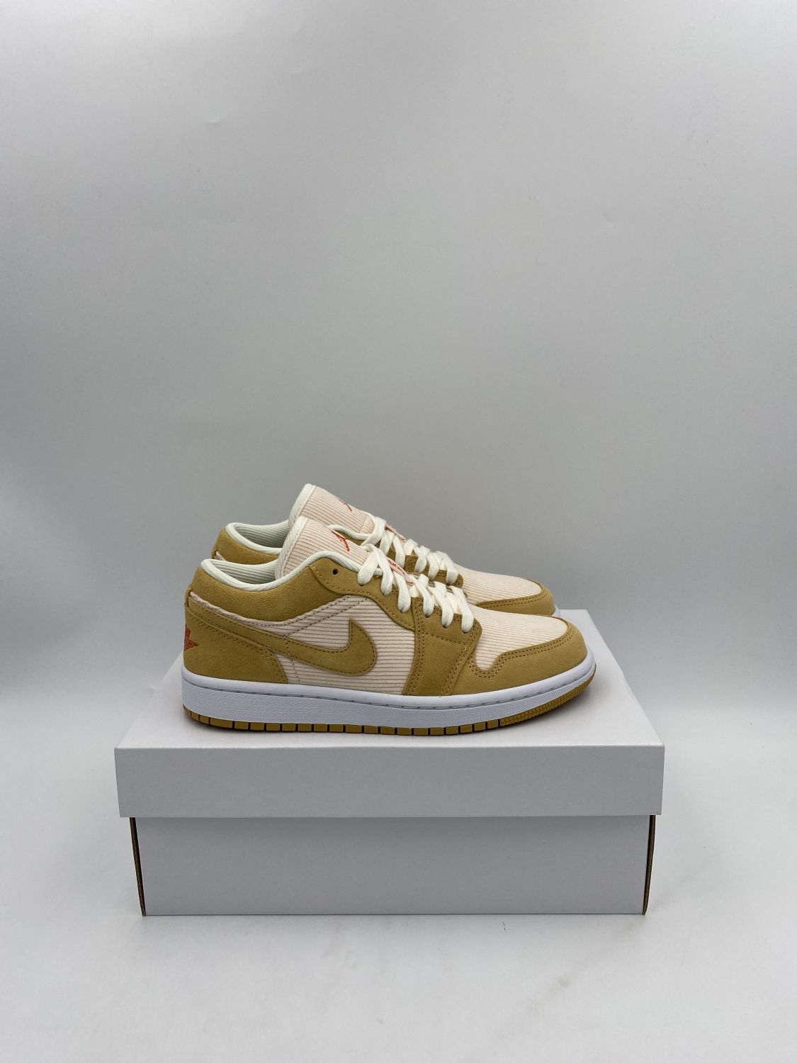 Jordan 1 Low SE Twine Orange Quartz Corduroy (Womens) AfterMarket