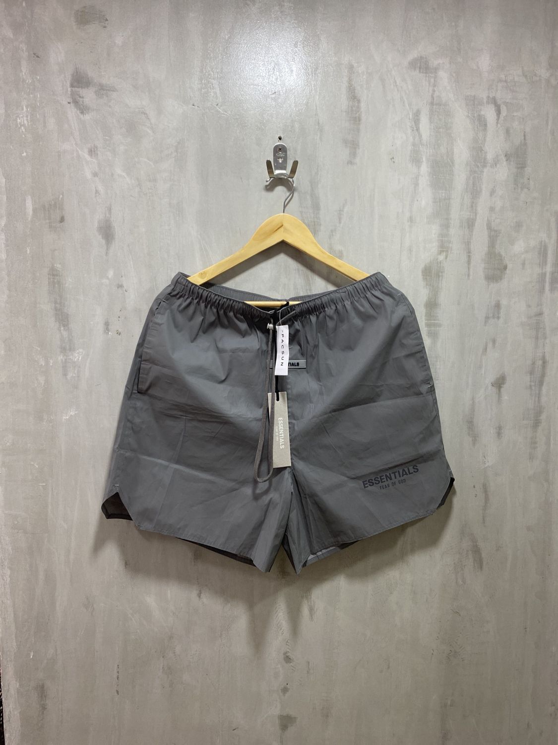 Fear Of God Essentials Volley Shorts Silver Reflective | AfterMarket