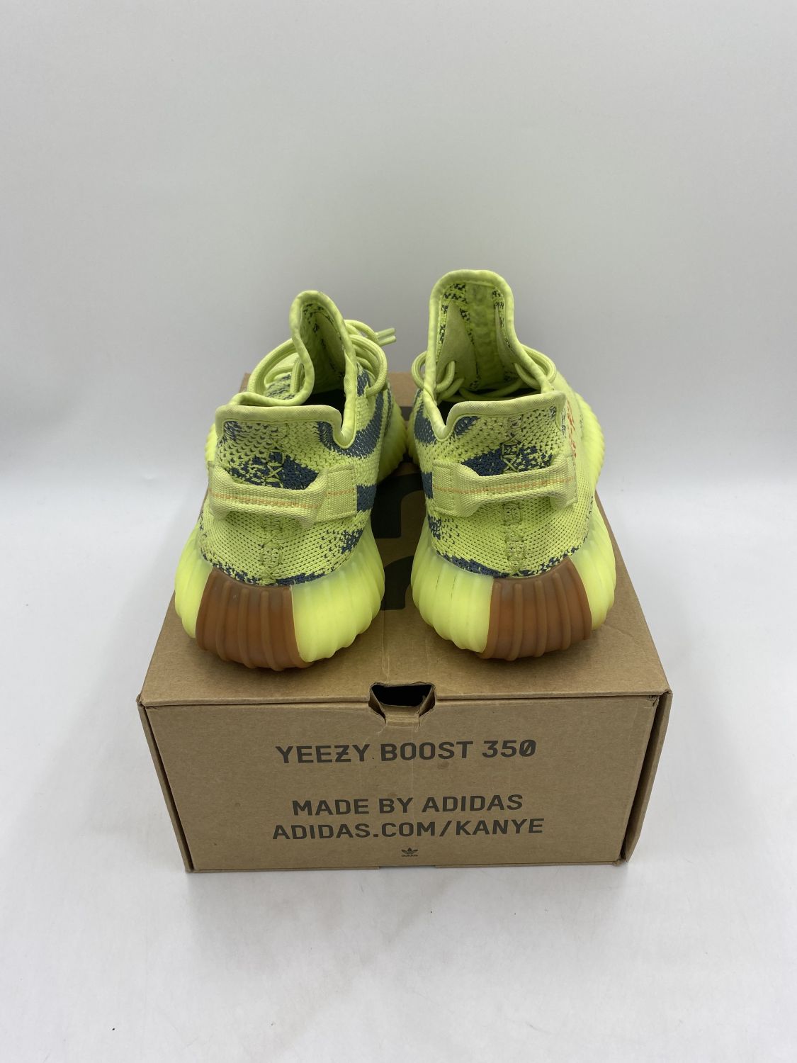 Yeezy boost 350 v2 frozen hot sale yellow fake