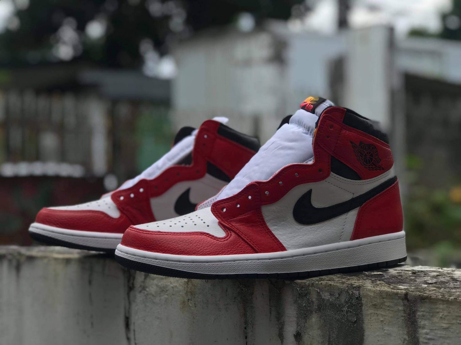 Jordan 1 Fusion Red customs 👀 : r/Sneakers