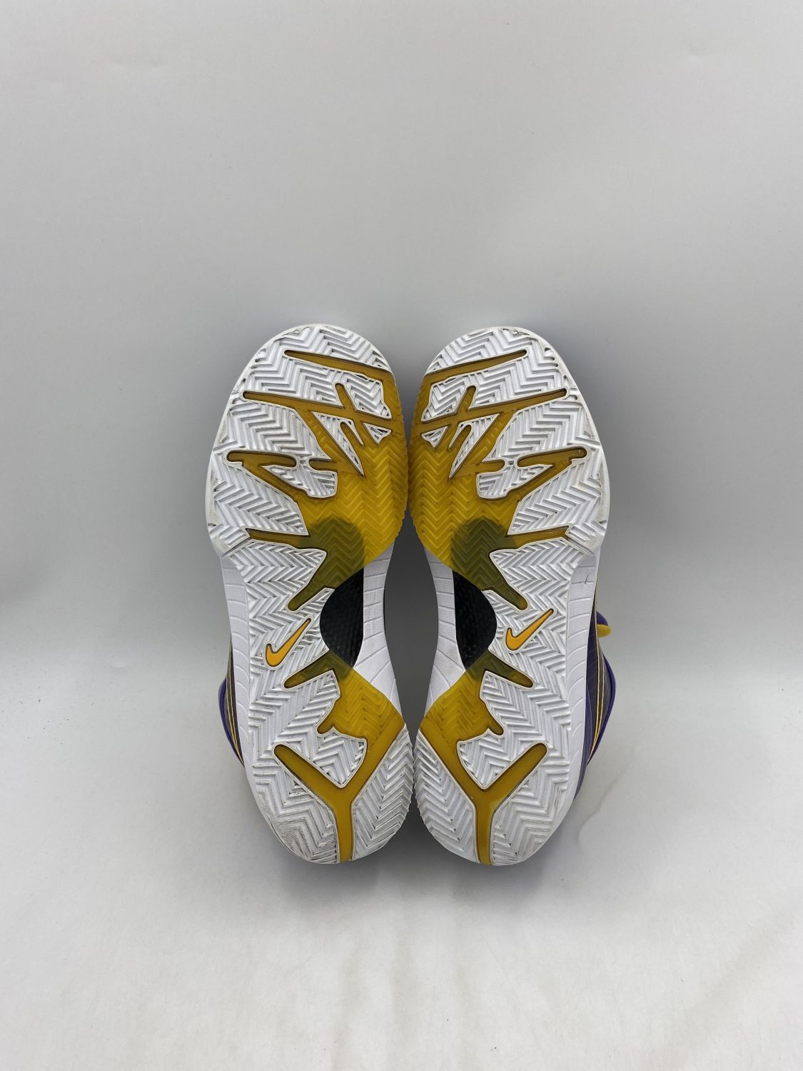 Nike Zoom Kobe 4 Protro x Undefeated Los Angeles Lakers (CQ3869-500) Size  9-10
