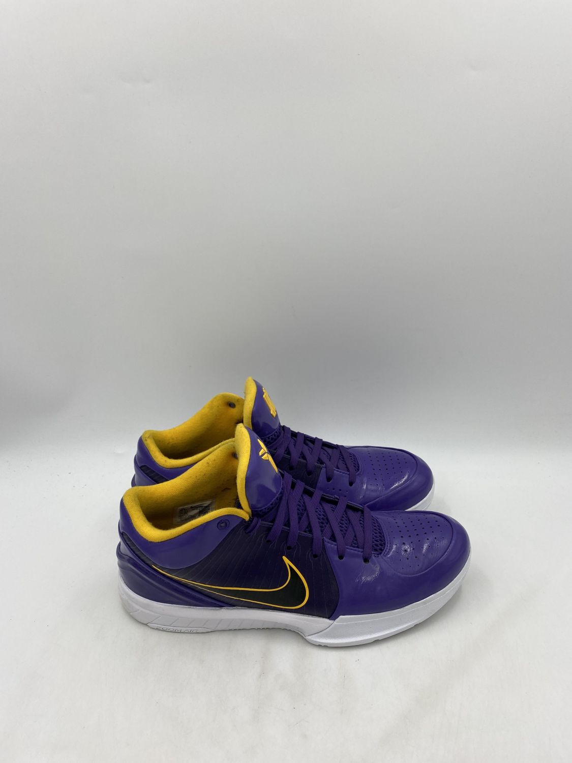 Nike Zoom Kobe 4 Protro x Undefeated Los Angeles Lakers (CQ3869-500) Size  9-10