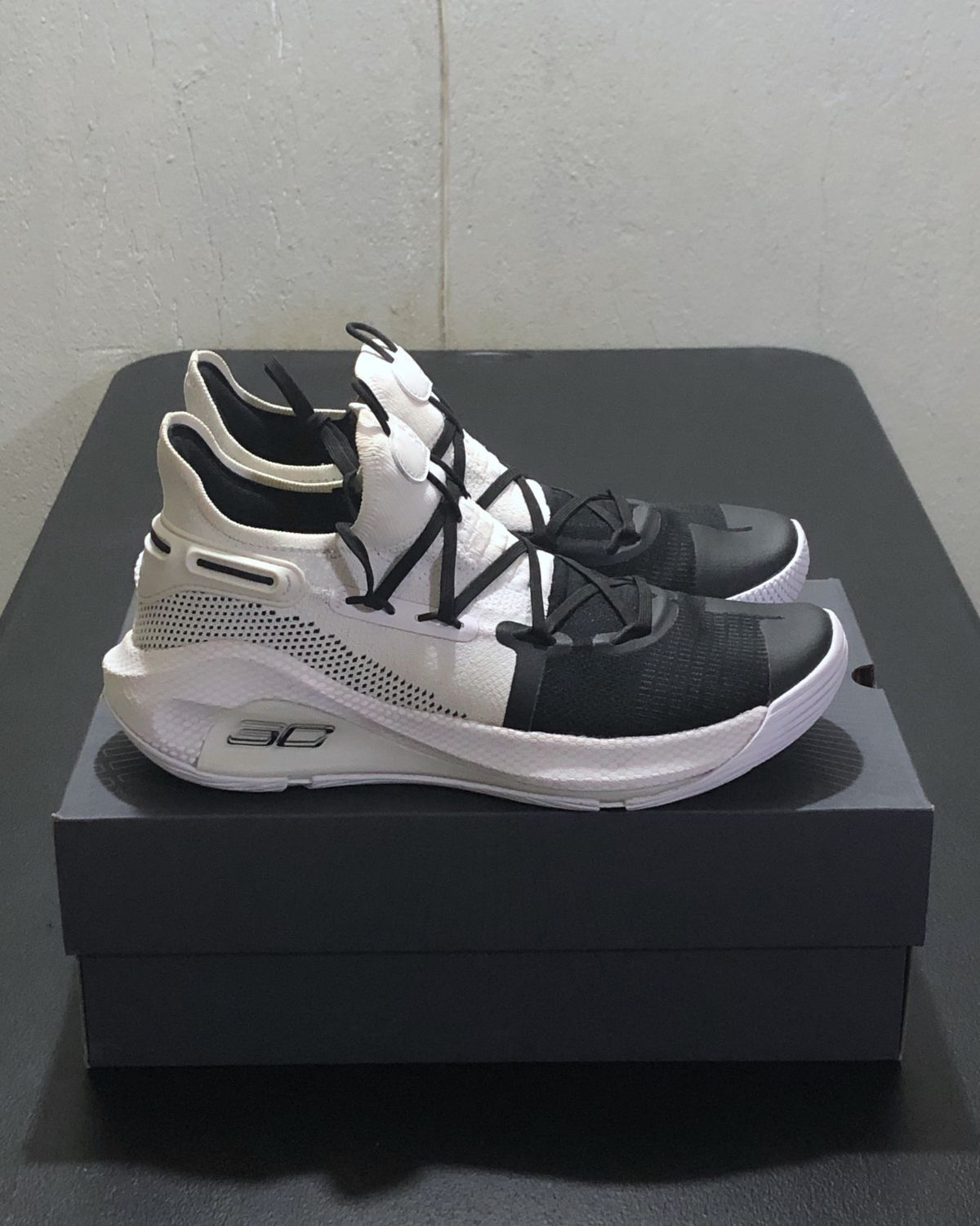 Under armour curry 6 best sale white black