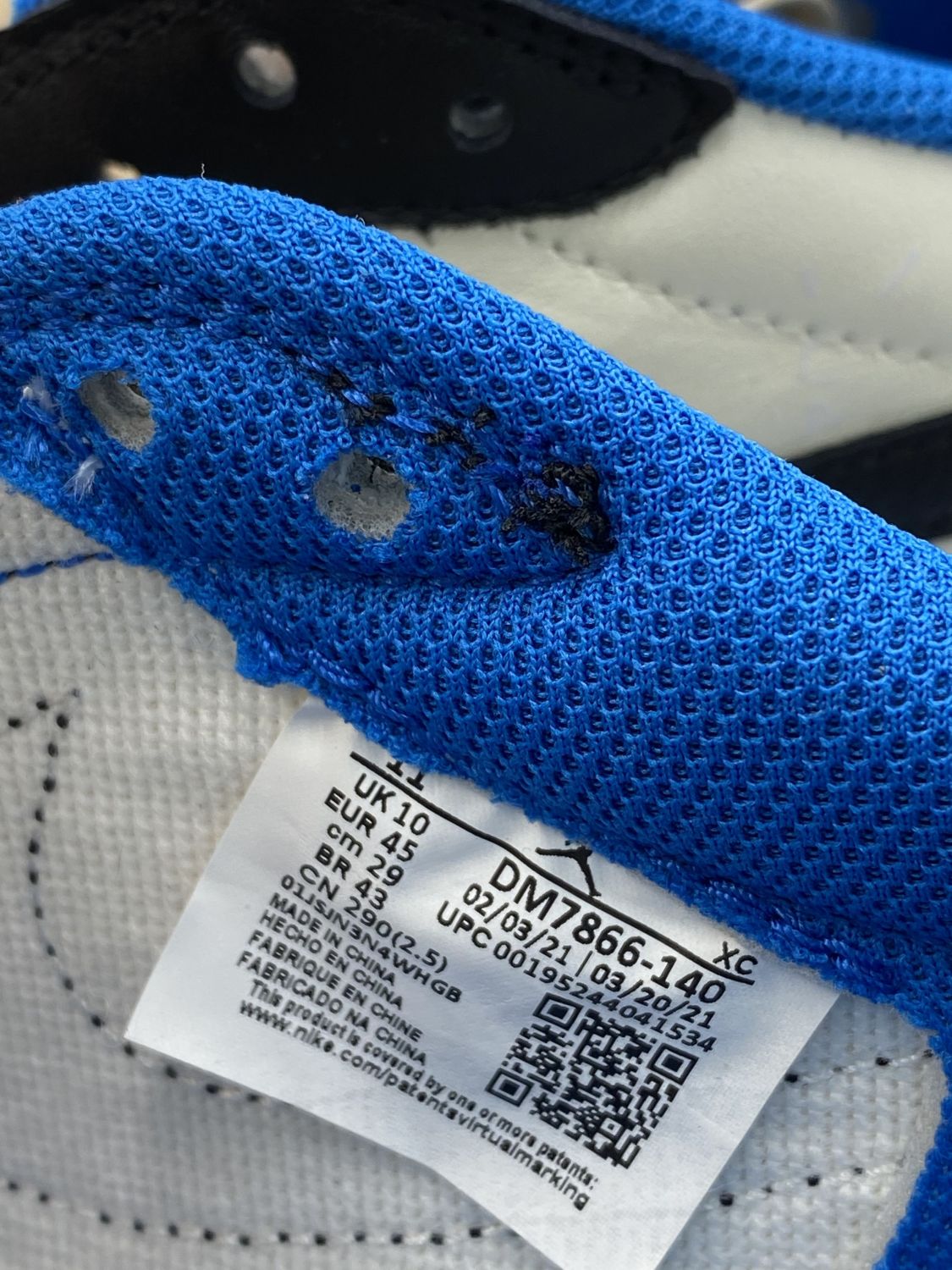 Travis scott jordan discount 1 size tag