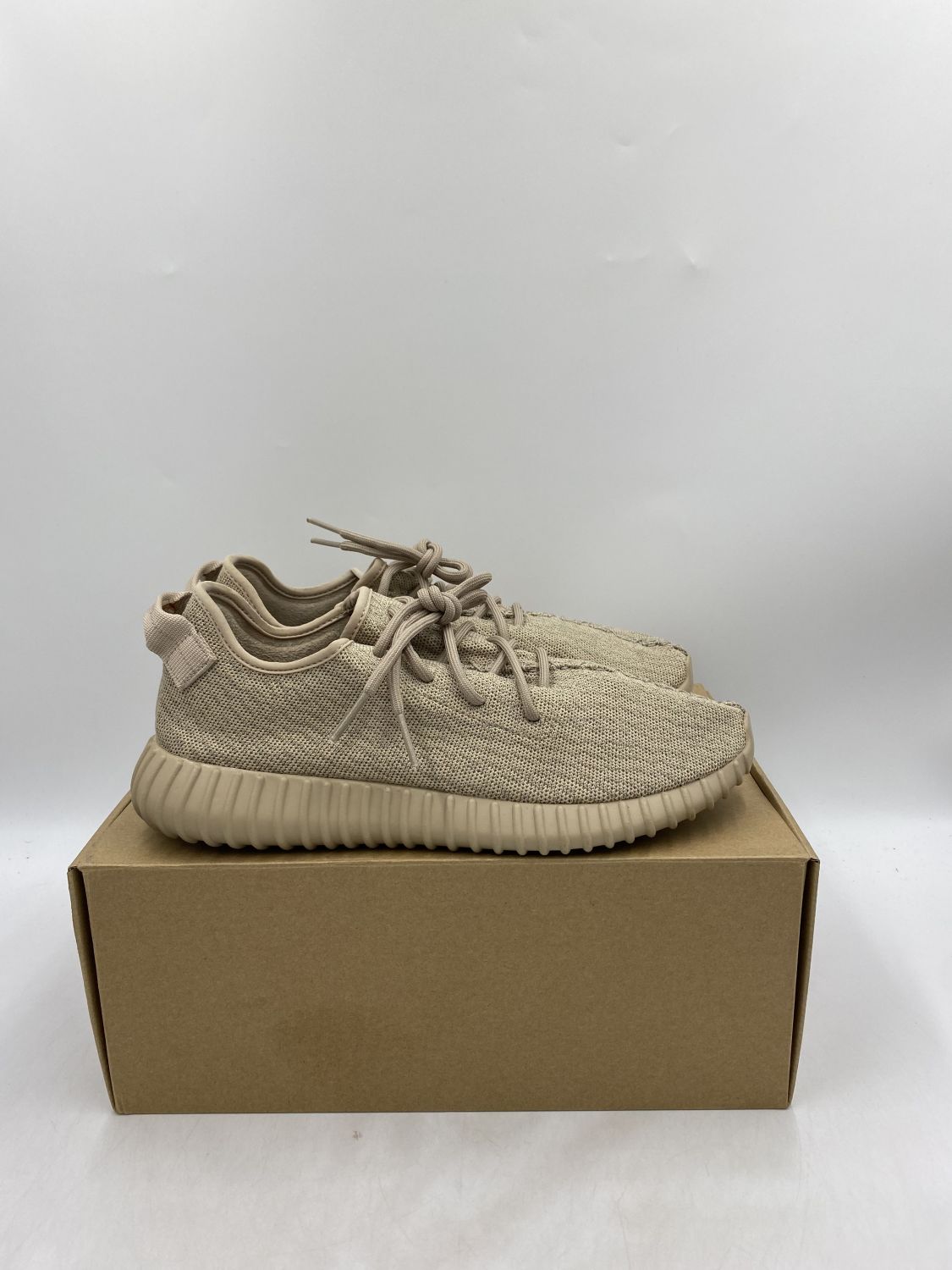 Yeezy oxford best sale tan box