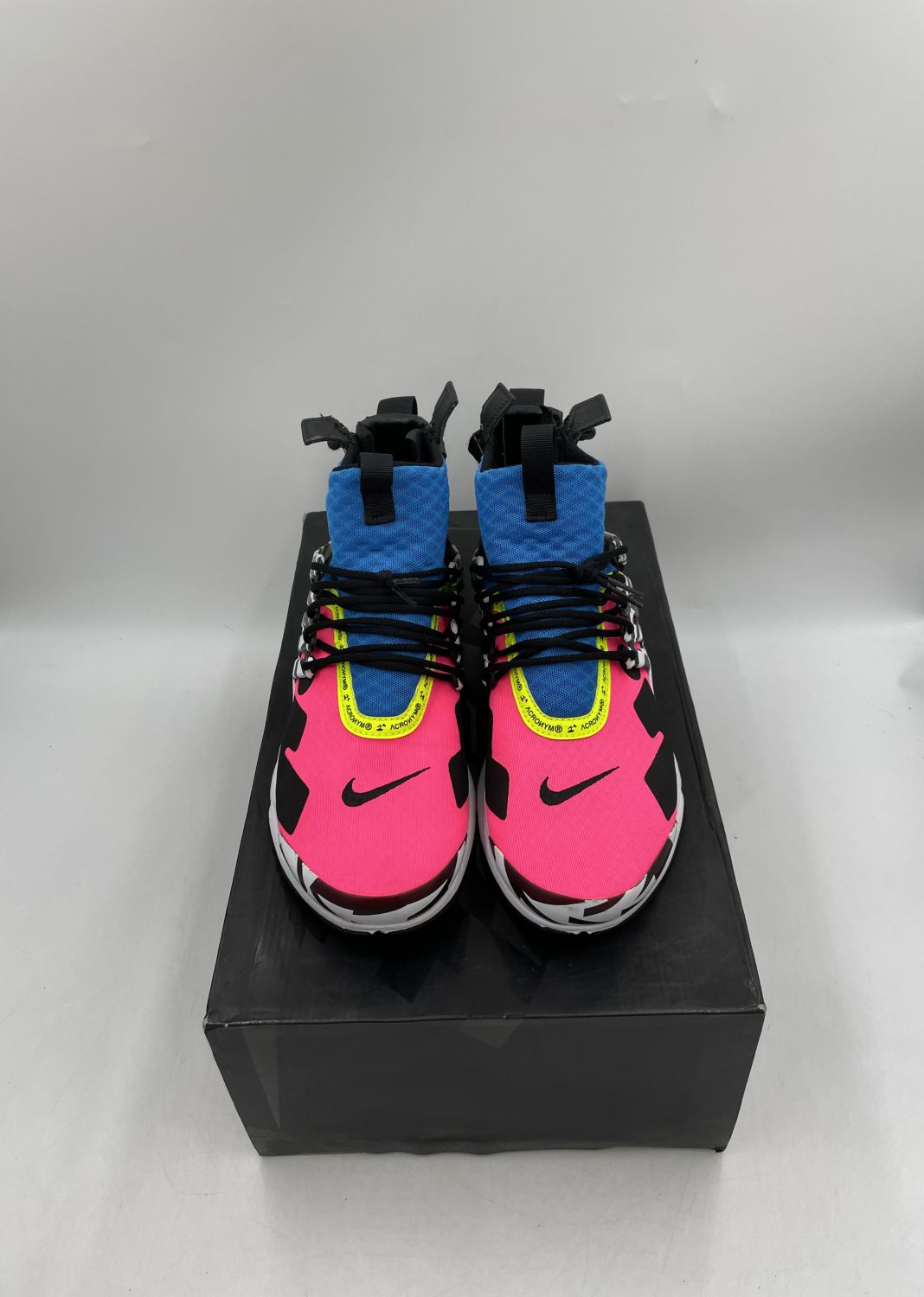 Air presto mid on sale acronym racer pink sizing