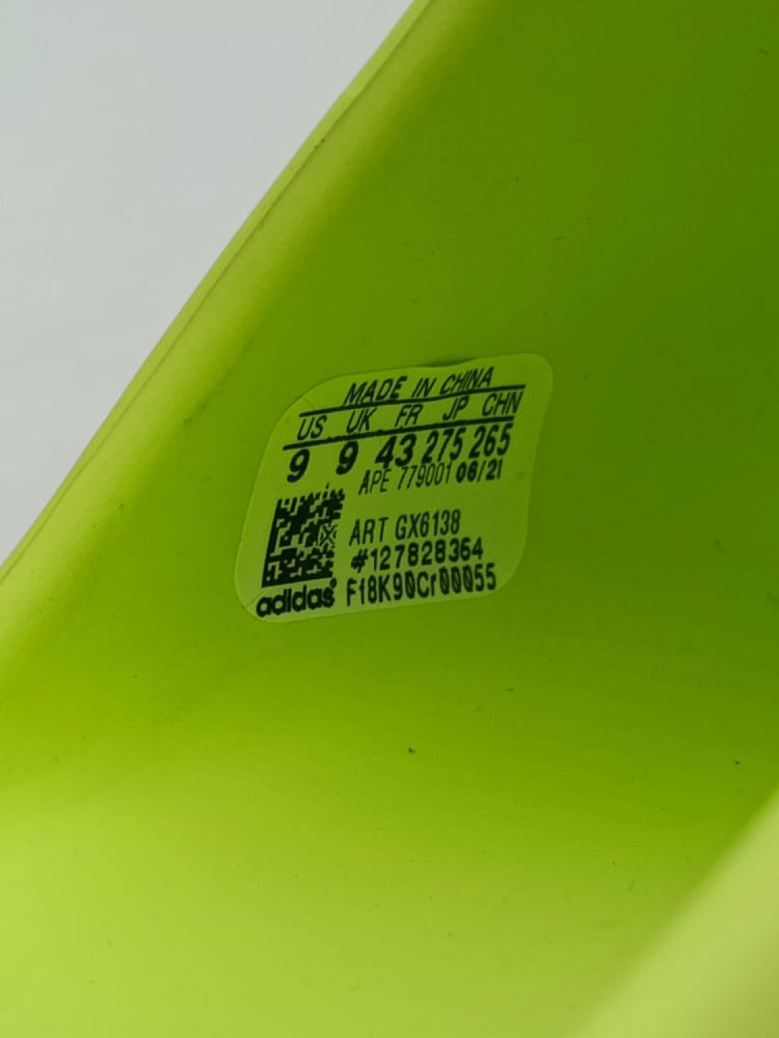 Adidas yeezy glow on sale 40
