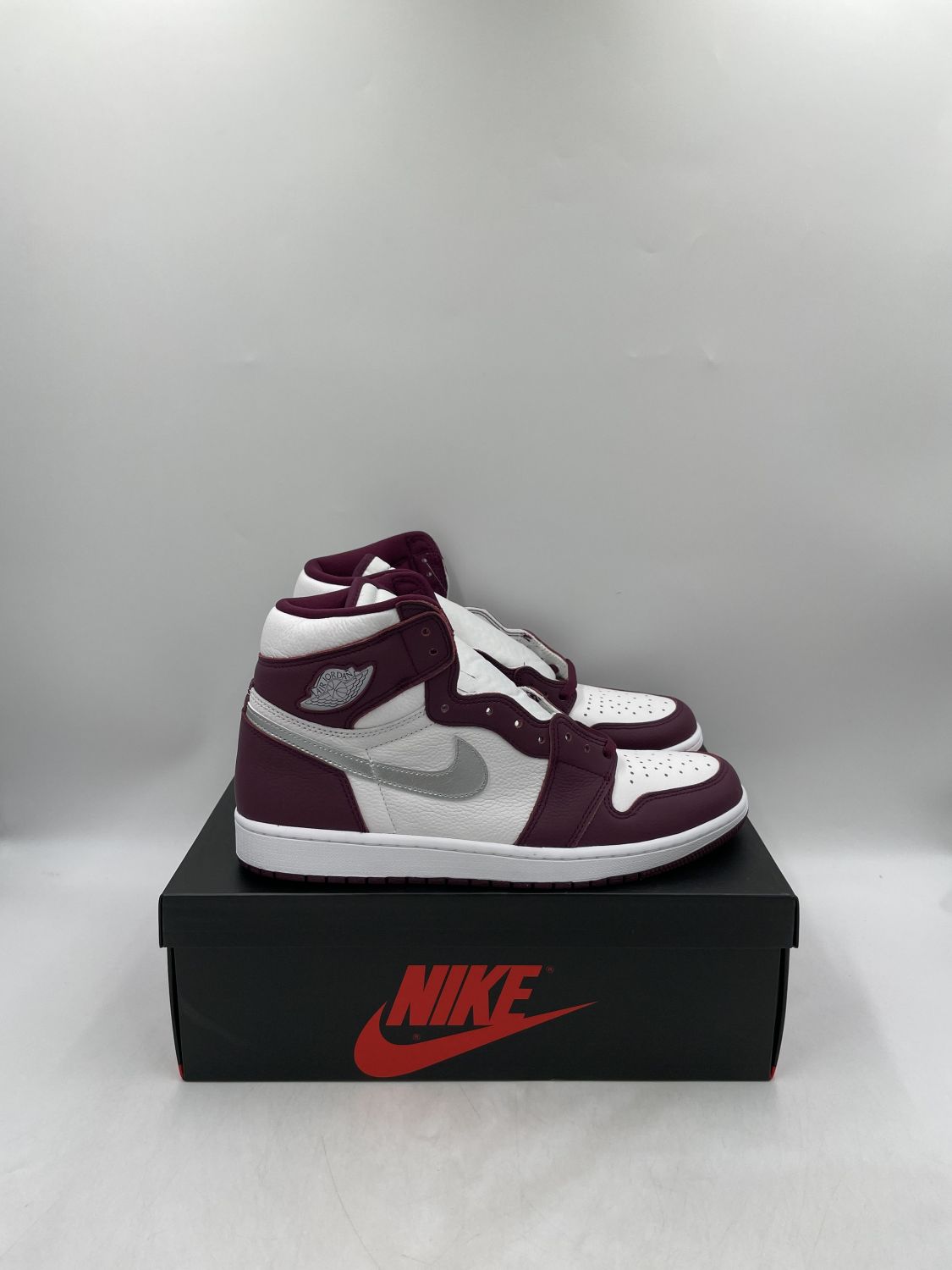 Air jordan rouge online bordeaux