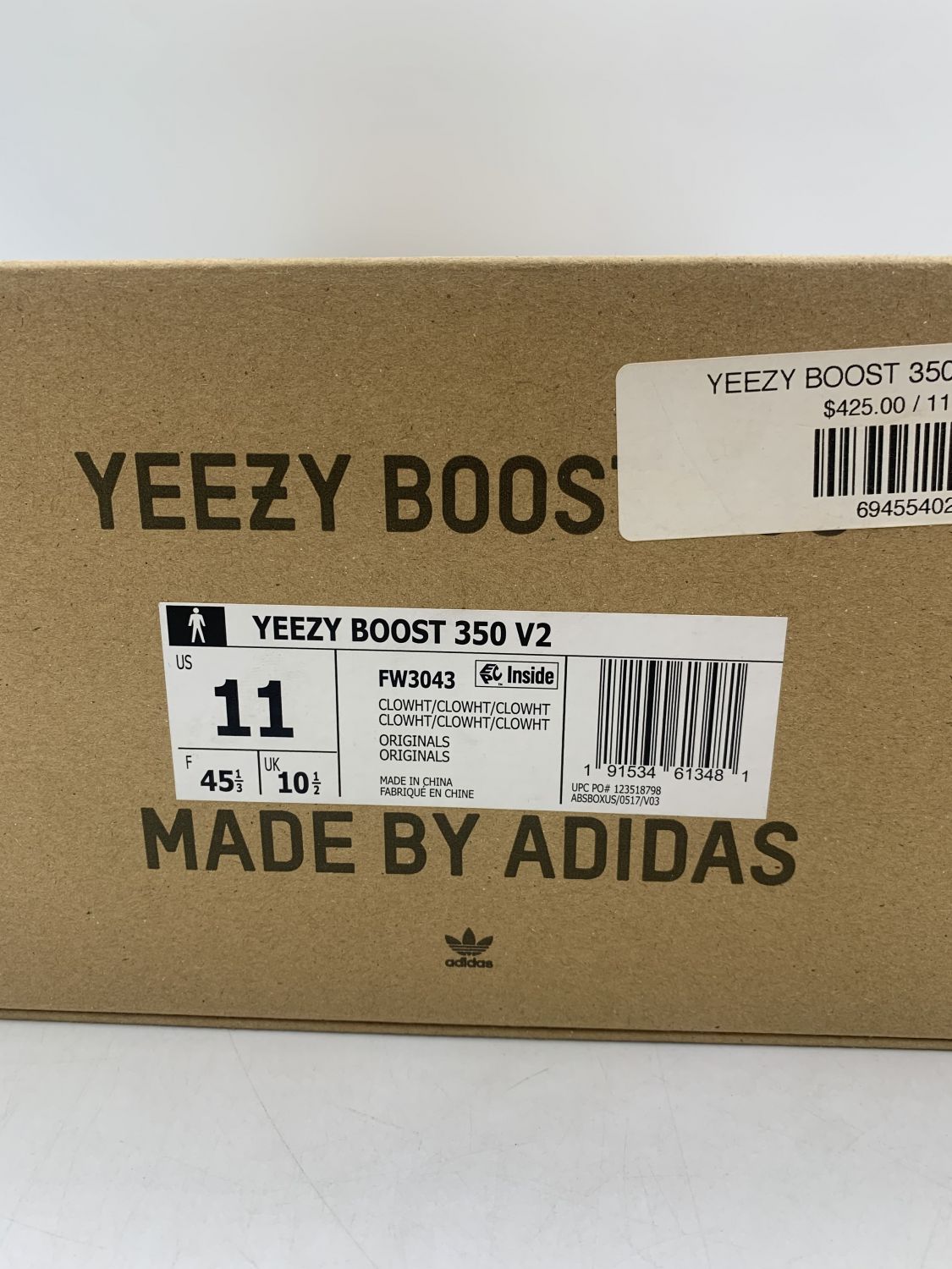 Yeezy shoe deals box size